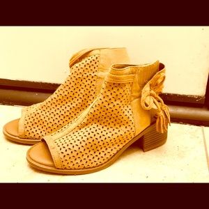 Brown/Tan Shoes for Girls